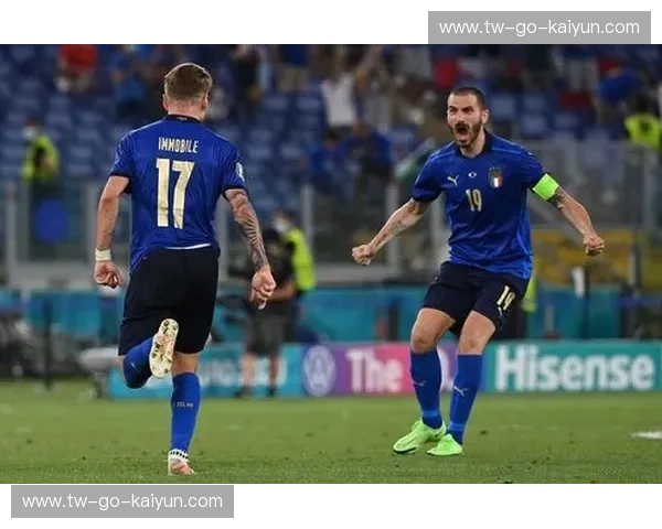 蓝十字vs阿特拉斯：绿茵场上的灵魂博弈，一场关于荣耀与宿命的蓝色风暴